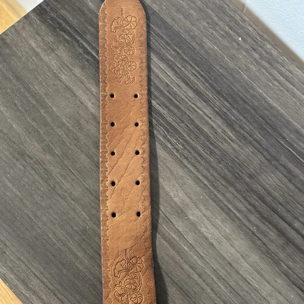 Vintage Gap Leather Women's Belt Small Embossed